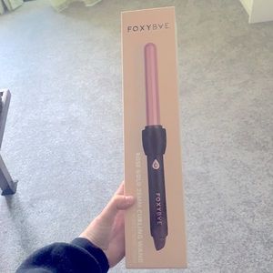 Foxy bae curling wand
